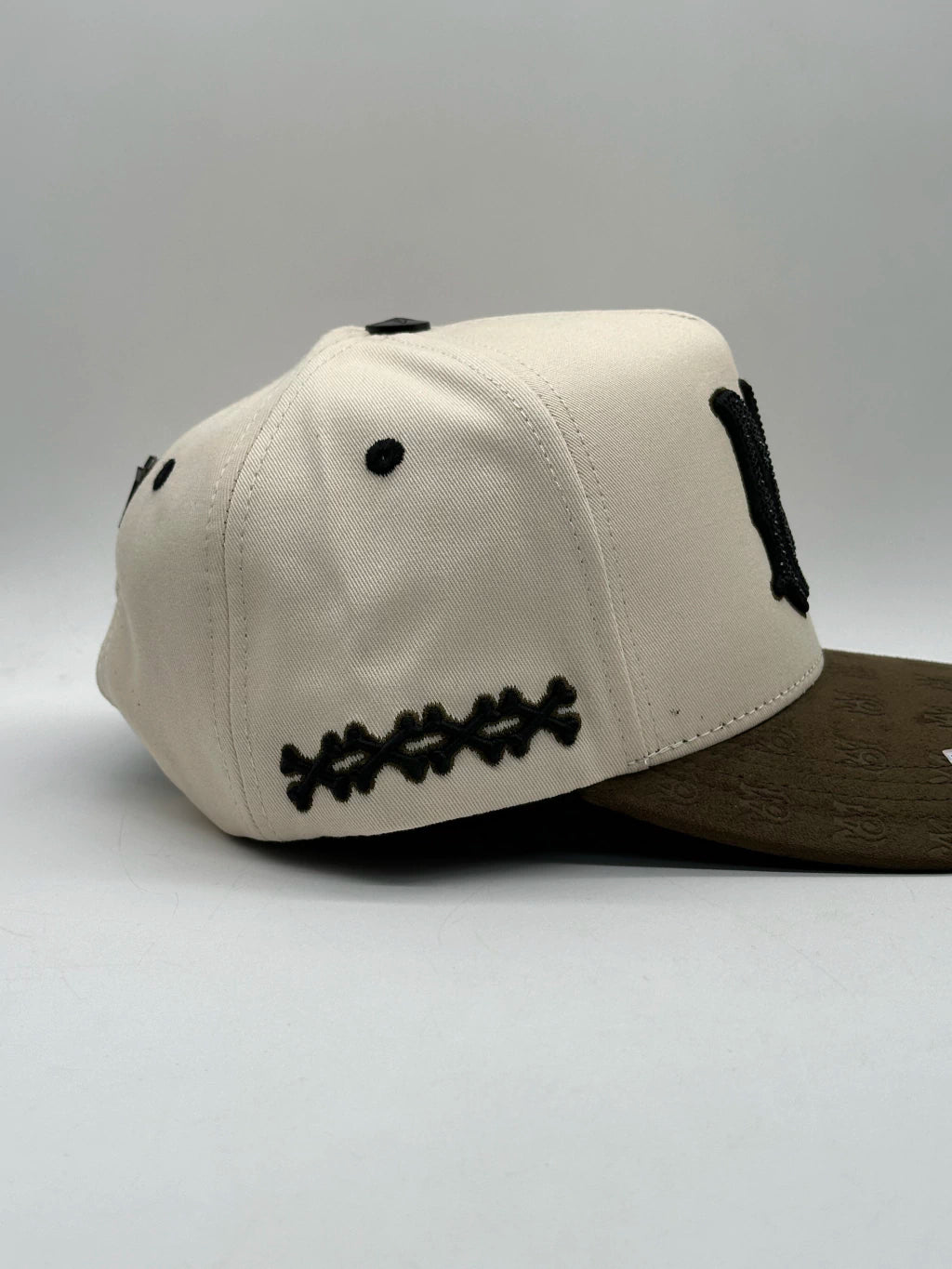 GORRA BIG BOSS AMIRI OLIVO