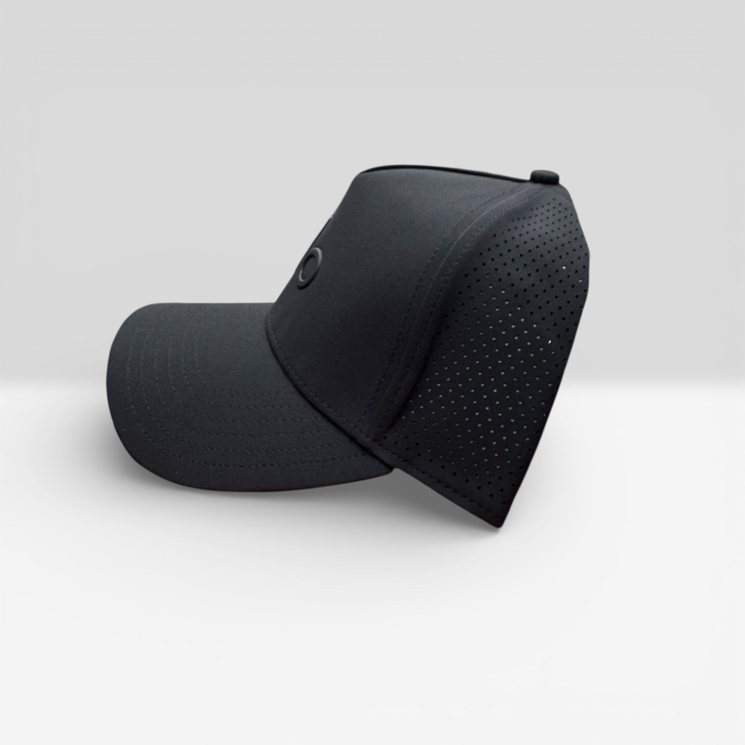 ALO CAP PERFORMANCE OFF-DUTY  BLACK/BLACK UNITALLA